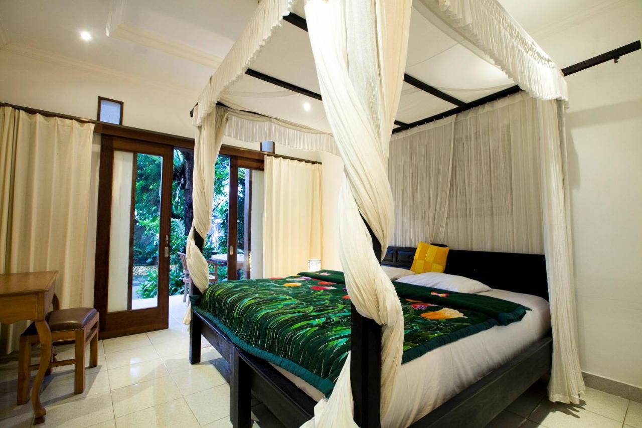 Batik Sekar Bali Guest House ウブド エクステリア 写真